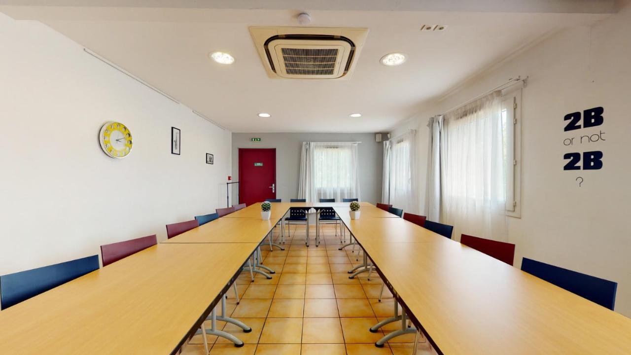 Everhotel De Tarbes-Ibos Екстер'єр фото