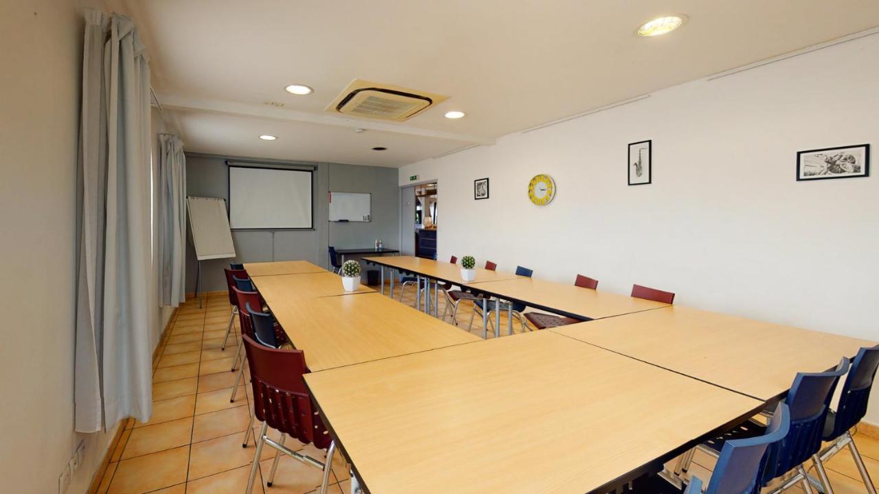 Everhotel De Tarbes-Ibos Екстер'єр фото