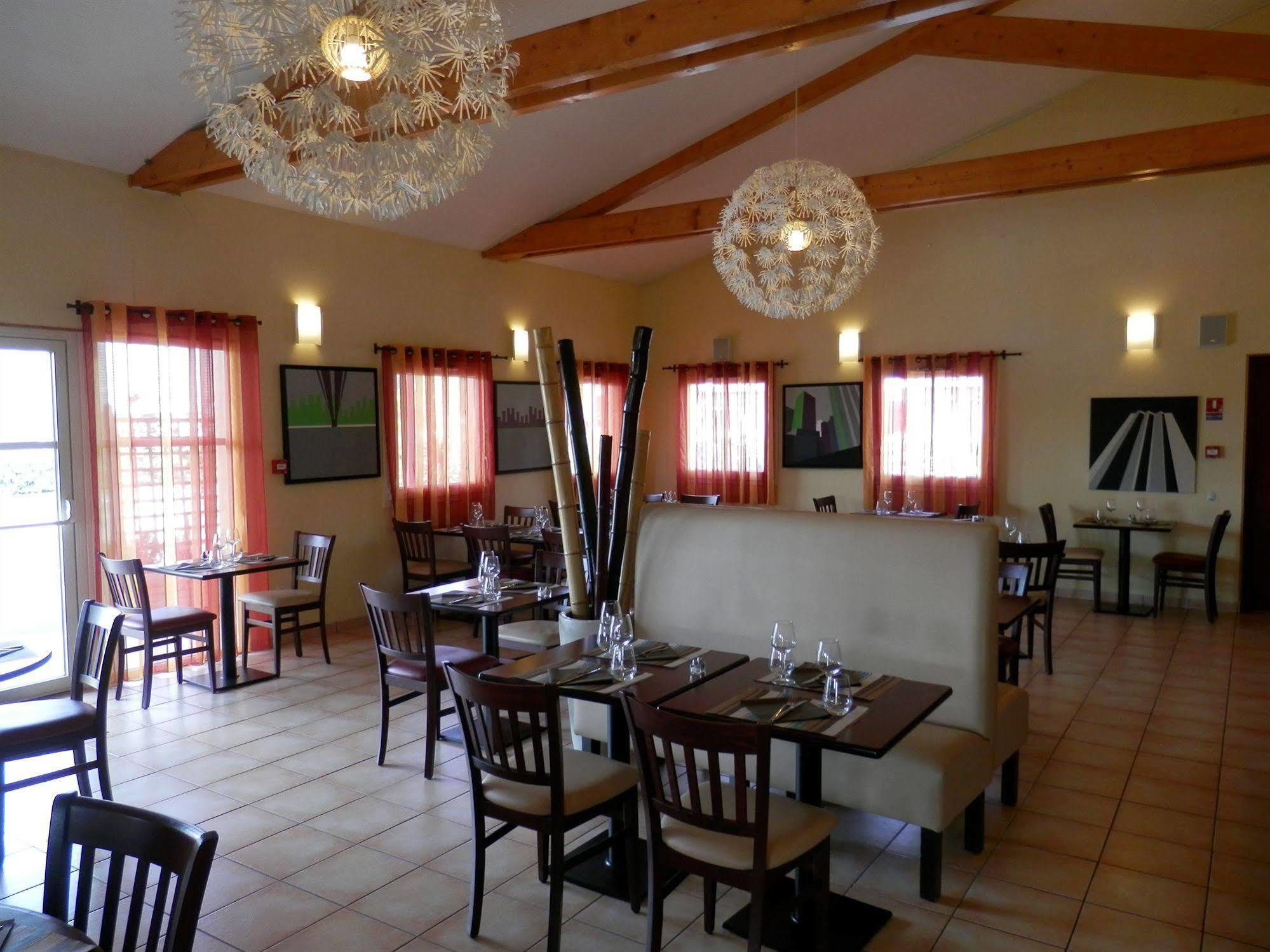 Everhotel De Tarbes-Ibos Екстер'єр фото